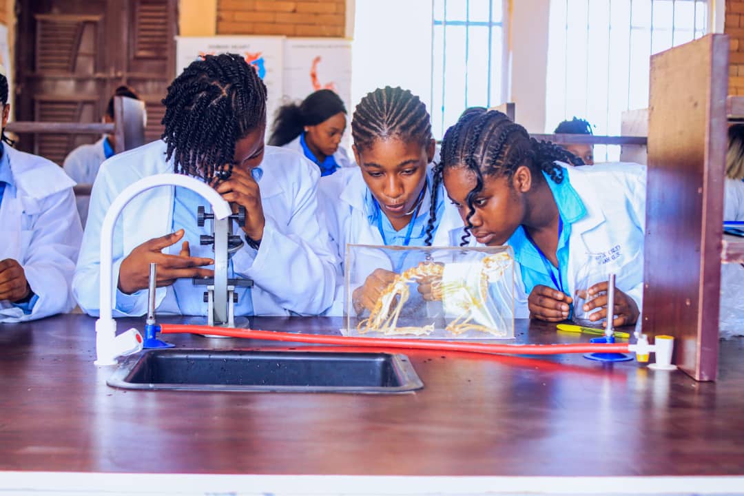 biology_aboratory_2